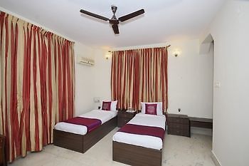 Hotel Oyo 2388 Hebbal Bangalore Esterno foto